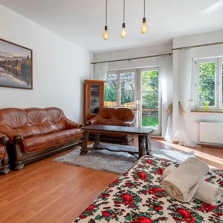 Rentplanet - Kasprowicza Apartment